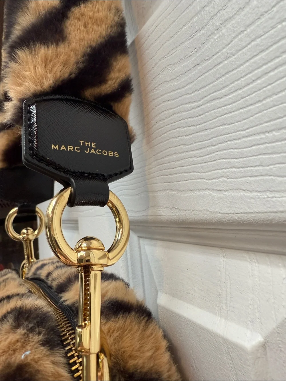 Marc Jacobs Snapshot Faux Fur Tiger - Picture 3 of 8